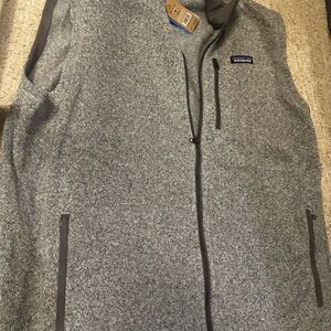 Large Patagonia full zip vest *new*
